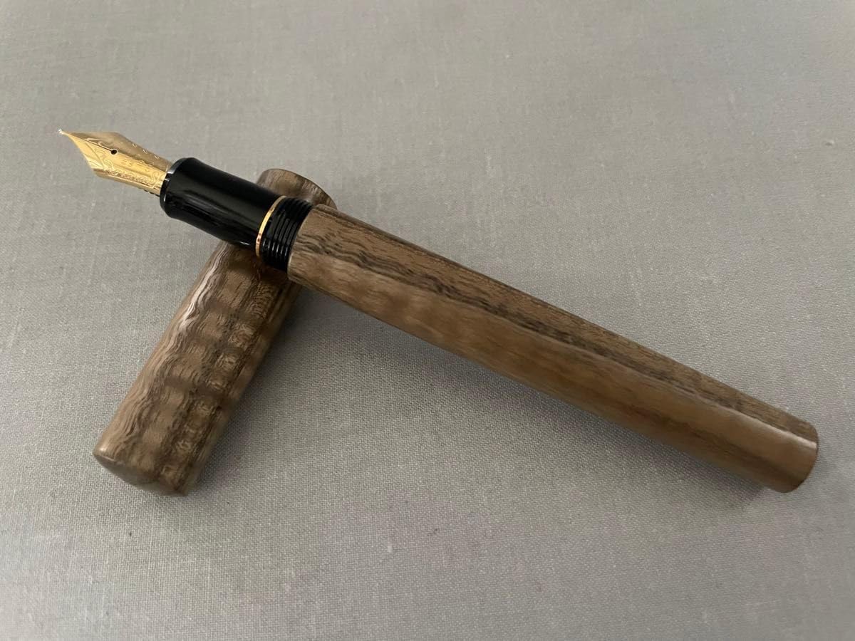 未使用 スティピュラ 万年筆 スプラッシュ ボルドー ペンケース付 未